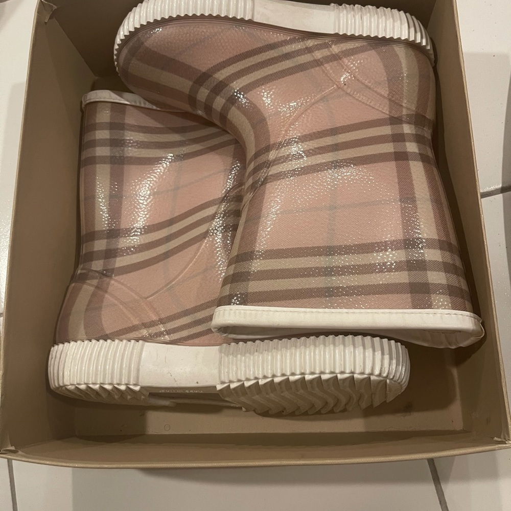 Pink Burberry Girls Boots